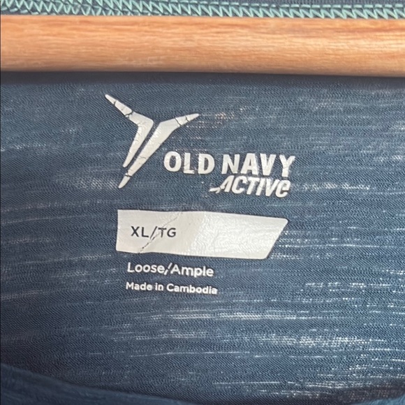 Old Navy Active Dark Green Pullover Women’s Size XL - Picture 2 of 5